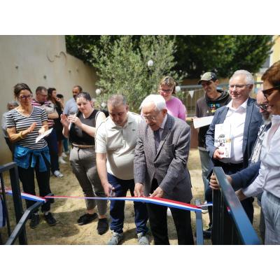 Habitat Inclusif : signature de la Charte de la Maison Bleue entre l’APAJH 11 et Habitat Audois